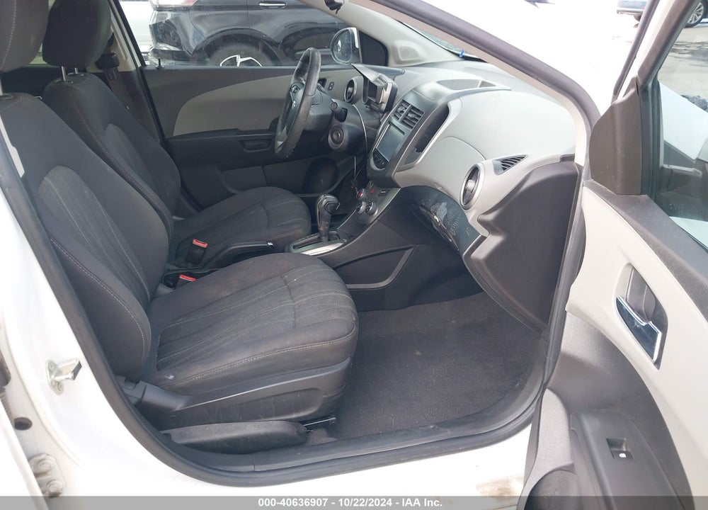 2014 CHEVROLET SONIC VIN: 1G1JC5SB0E4224076