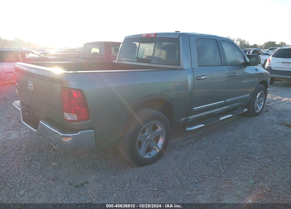 2011 RAM 1500 SLT VIN: 1D7RB1CT7BS612528