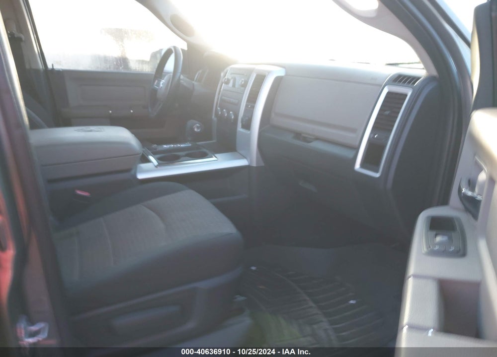 2011 RAM 1500 SLT VIN: 1D7RB1CT7BS612528
