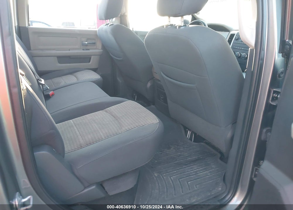 2011 RAM 1500 SLT VIN: 1D7RB1CT7BS612528