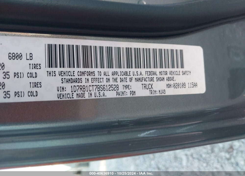 2011 RAM 1500 SLT VIN: 1D7RB1CT7BS612528