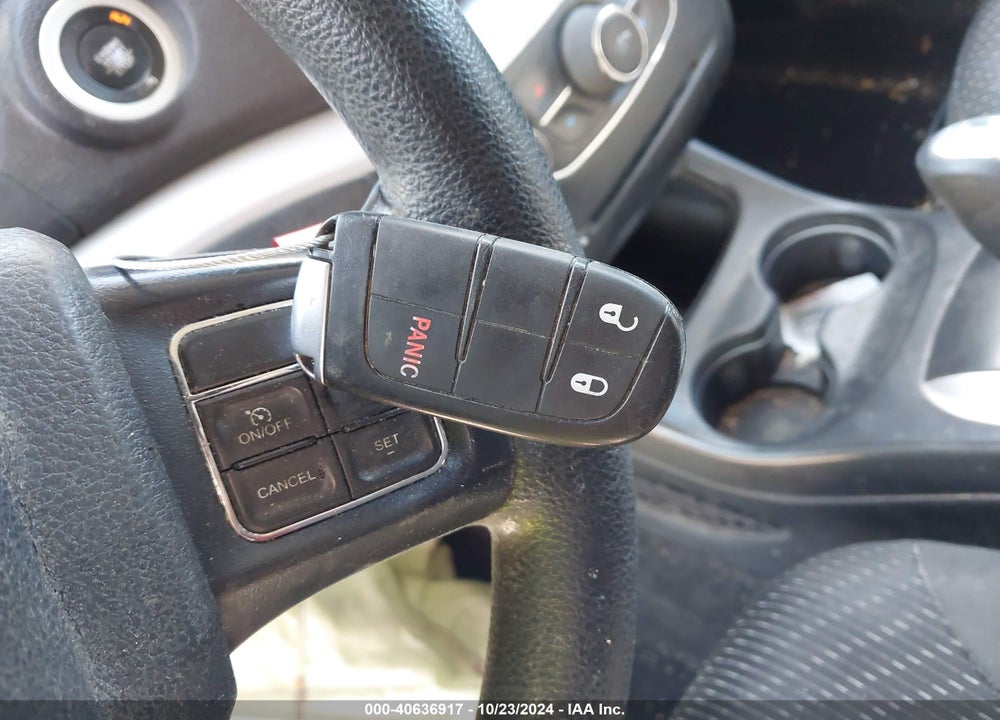 2019 DODGE JOURNEY SE VIN: 3C4PDCBB3KT784263