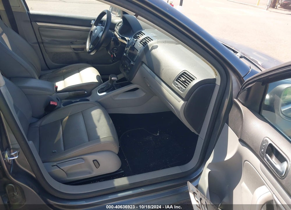 2009 VOLKSWAGEN JETTA SE VIN: 3VWRZ71K49M142462
