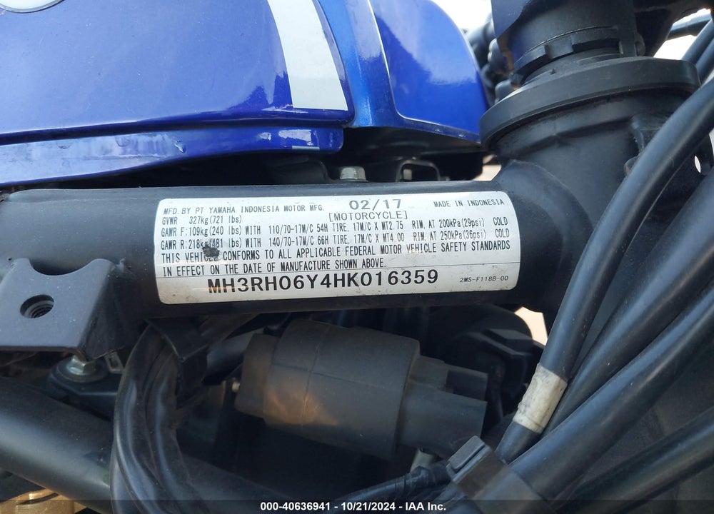 2017 YAMAHA YZFR3 VIN: MH3RH06Y4HK016359