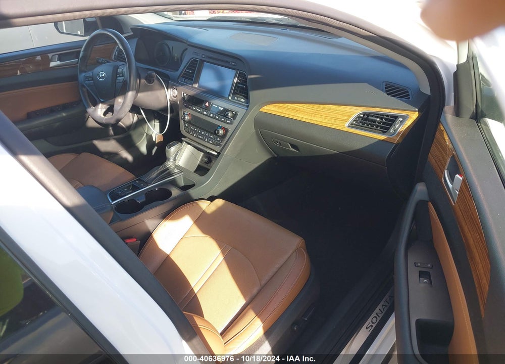 2015 HYUNDAI SONATA LIMITED VIN: 5NPE34AF8FH205990
