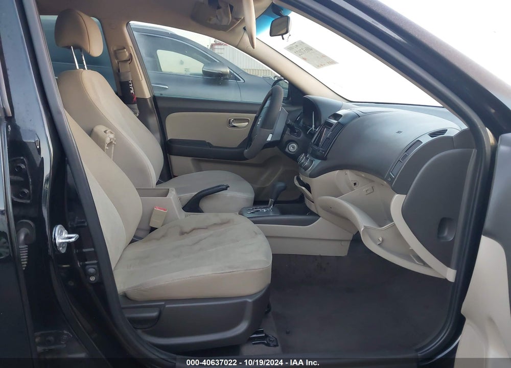 2010 HYUNDAI ELANTRA GLS VIN: KMHDU4AD1AU923432