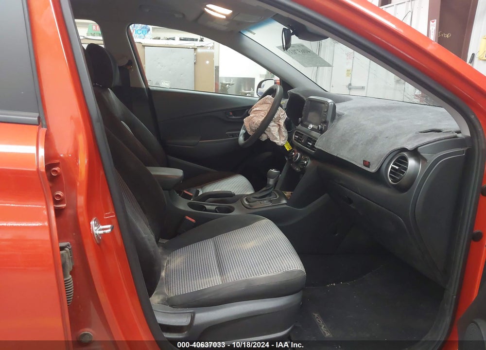 2020 HYUNDAI KONA SE VIN: KM8K12AA1LU428418