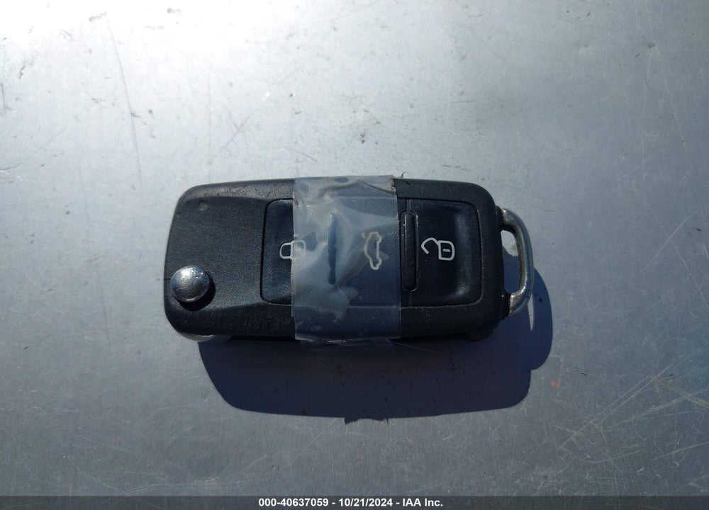 2012 VOLKSWAGEN JETTA 2.0L S VIN: 3VW2K7AJ1CM398949