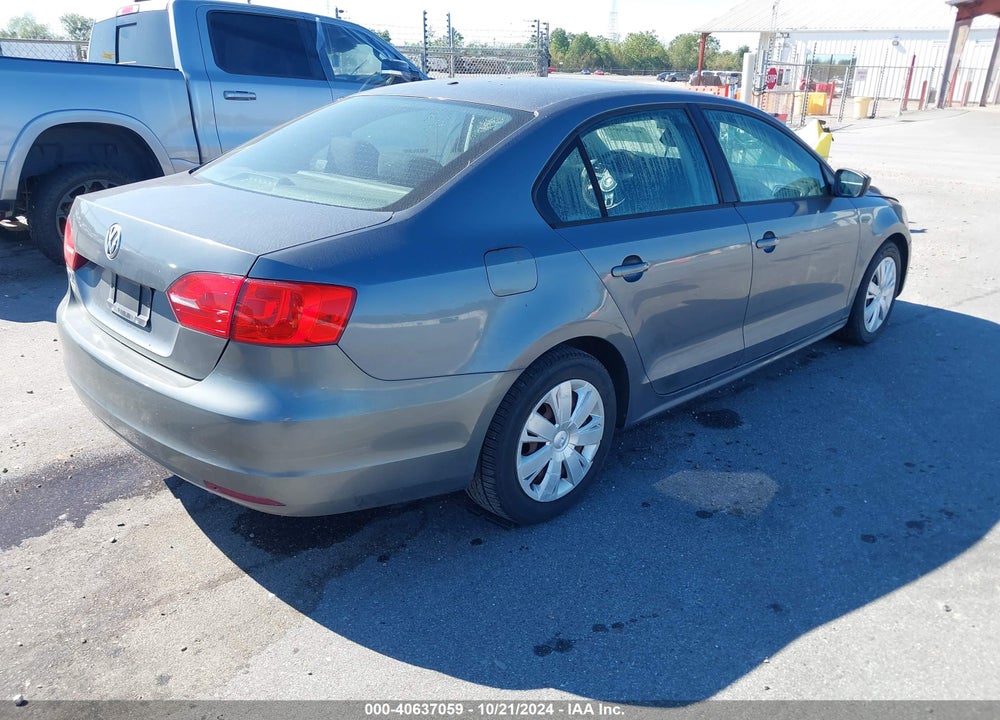 2012 VOLKSWAGEN JETTA 2.0L S VIN: 3VW2K7AJ1CM398949