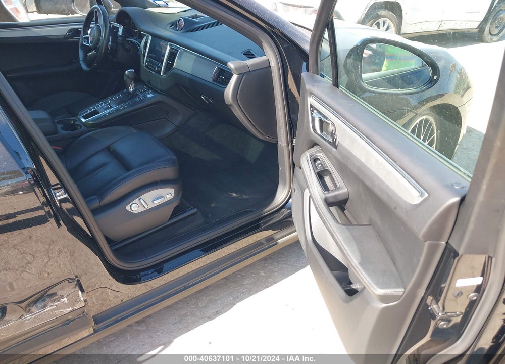 2018 PORSCHE MACAN SPORT EDITION VIN: WP1AA2A54JLB22656