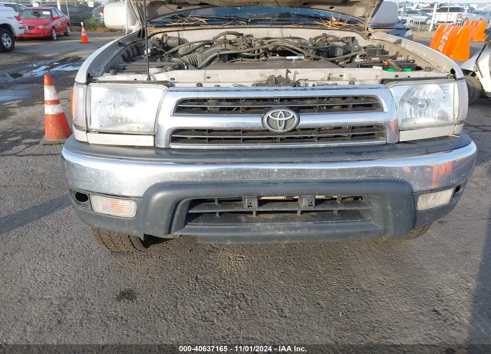 1999 TOYOTA 4RUNNER SR5 V6 VIN: JT3HN86R7X0211848