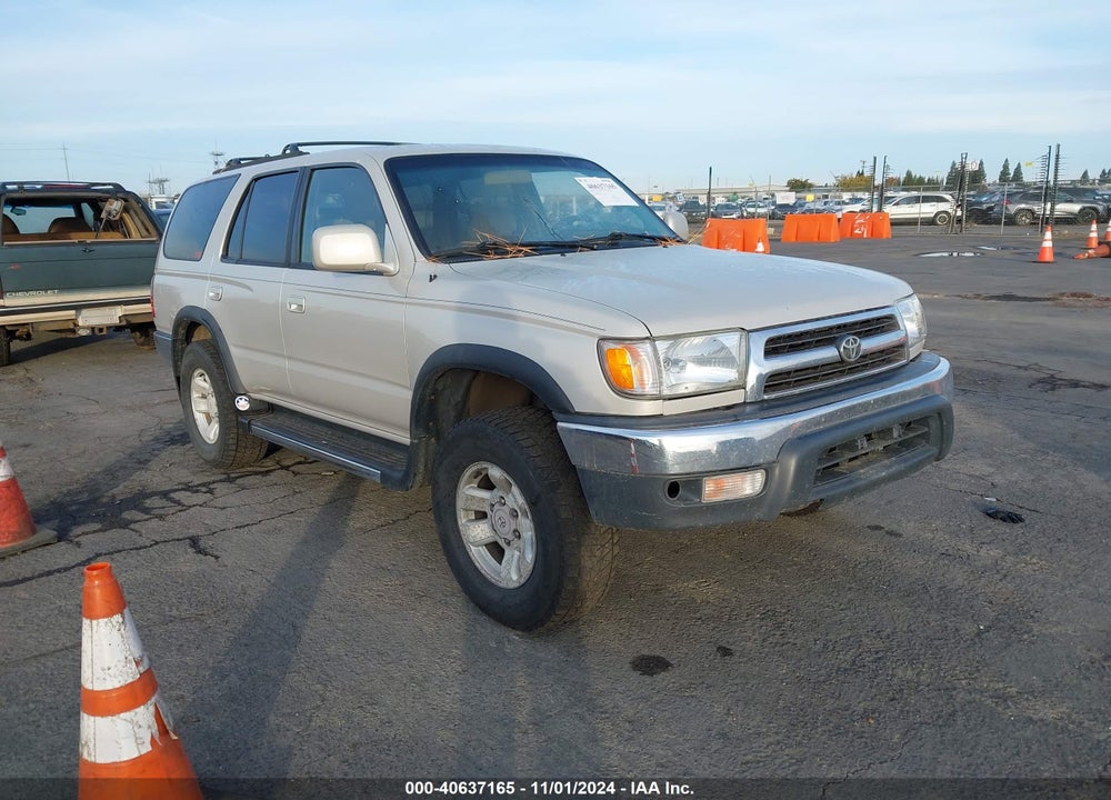 1999 TOYOTA 4RUNNER SR5 V6 VIN: JT3HN86R7X0211848