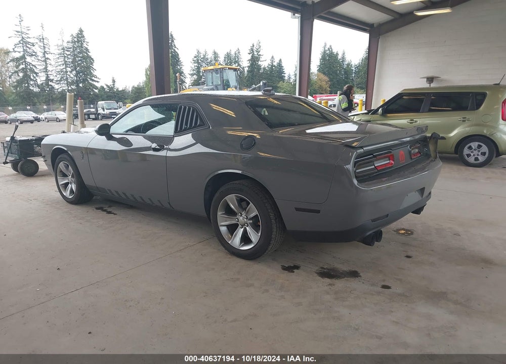 2018 DODGE CHALLENGER SXT VIN: 2C3CDZAG1JH110946