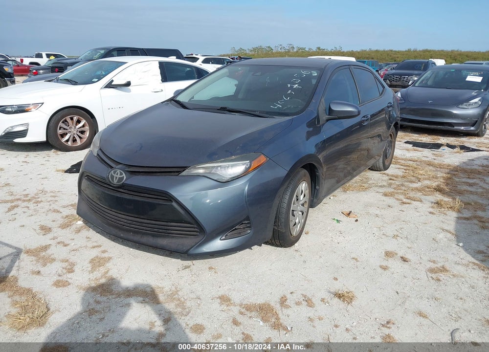 2018 TOYOTA COROLLA LE VIN: 2T1BURHE3JC969641