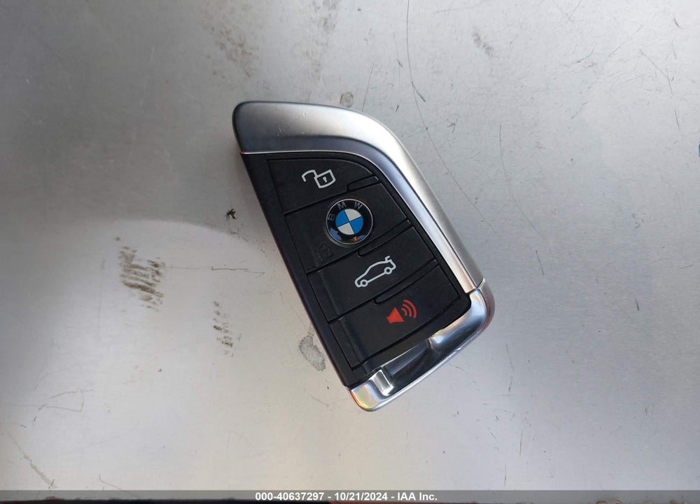 2022 BMW M4 VIN: WBS53AZ09NCJ13322