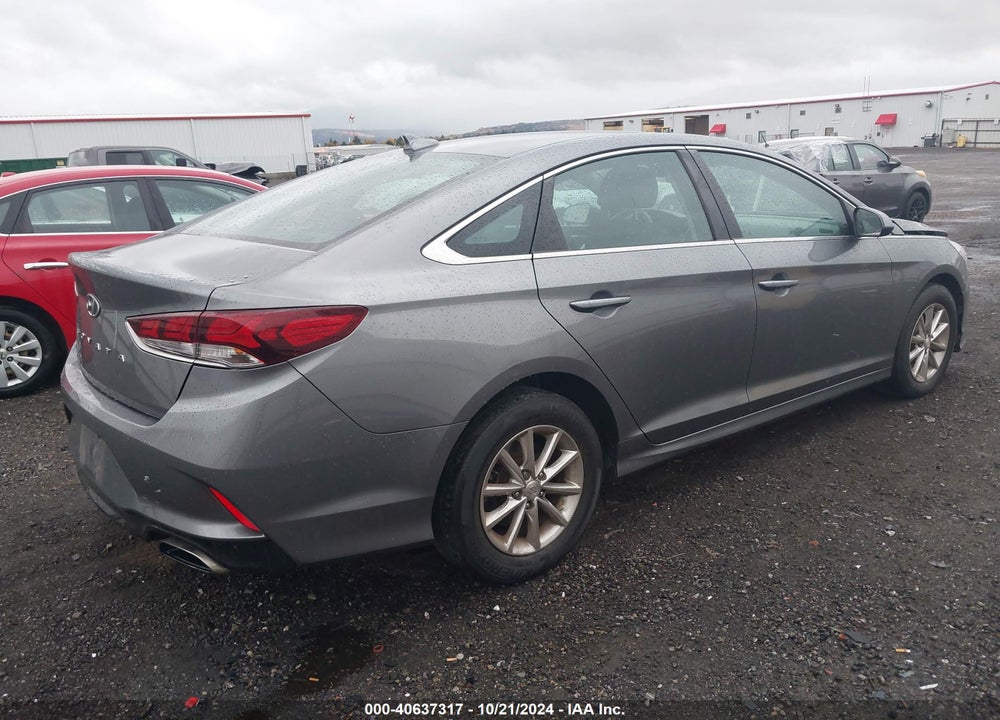 2018 HYUNDAI SONATA SE VIN: 5NPE24AFXJH611121