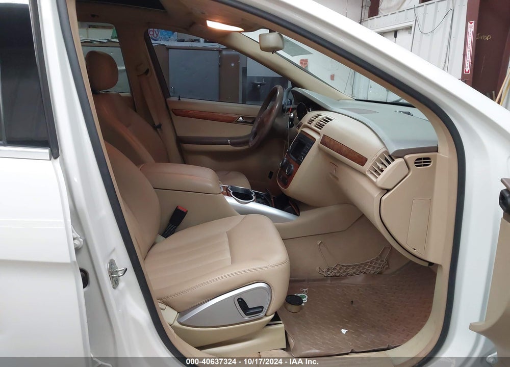2009 MERCEDES-BENZ R 320 BLUETEC 4MATIC VIN: 4JGCB25E29A095154