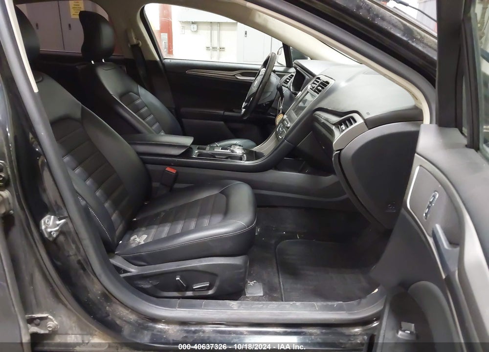 2017 FORD FUSION VIN: 3FA6P0T99HR331158