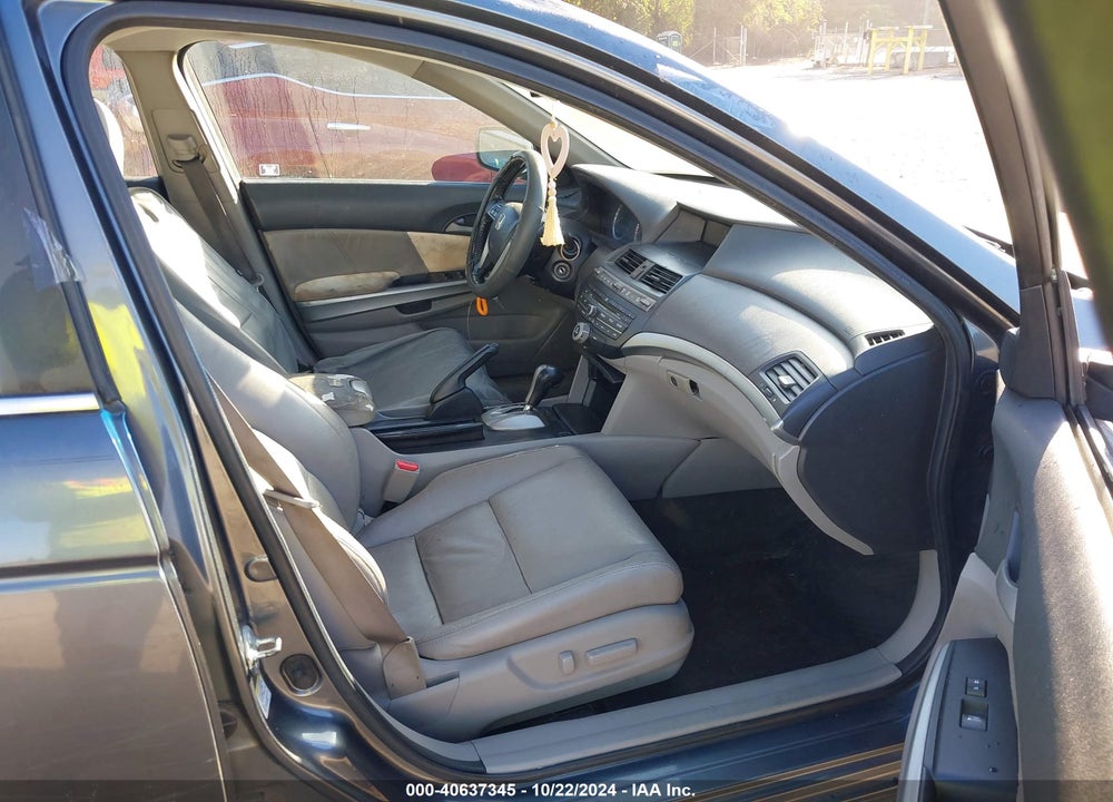 2010 HONDA ACCORD 3.5 EX-L VIN: 1HGCP3F85AA028560