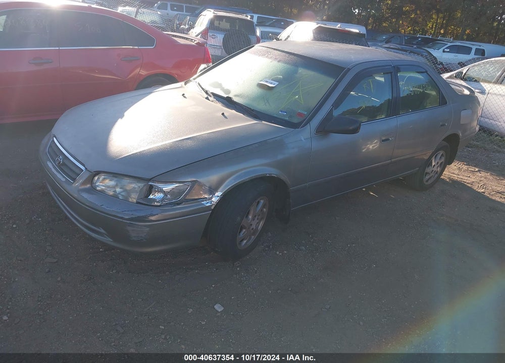 2001 TOYOTA CAMRY LE VIN: JT2BG22K410558071