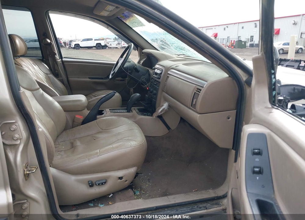 2001 JEEP GRAND CHEROKEE LAREDO VIN: 1J4GW48N61C738528