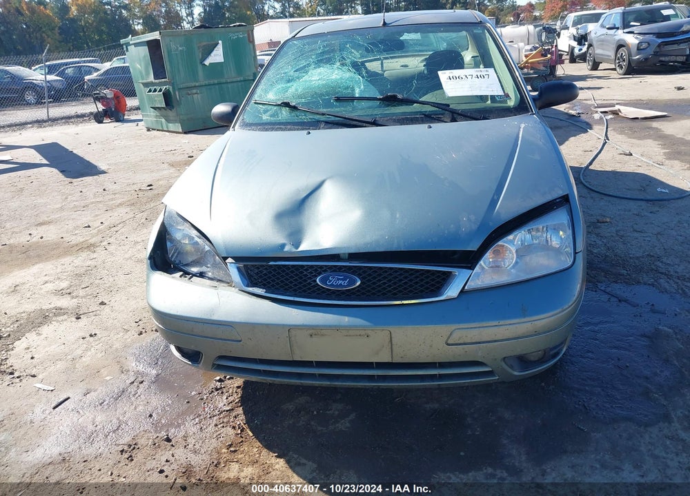 2005 FORD FOCUS ZX4 VIN: 1FAHP34N85W178478