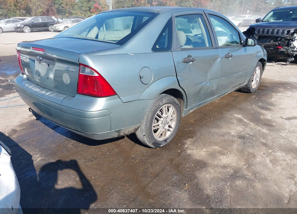2005 FORD FOCUS ZX4 VIN: 1FAHP34N85W178478
