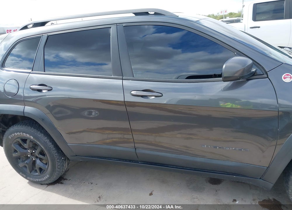 2015 JEEP CHEROKEE TRAILHAWK VIN: 1C4PJMBBXFW512985