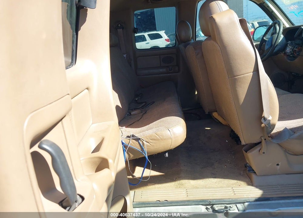 1999 GMC SIERRA 1500 SL/SLE VIN: 2GTEC19V1X1508672