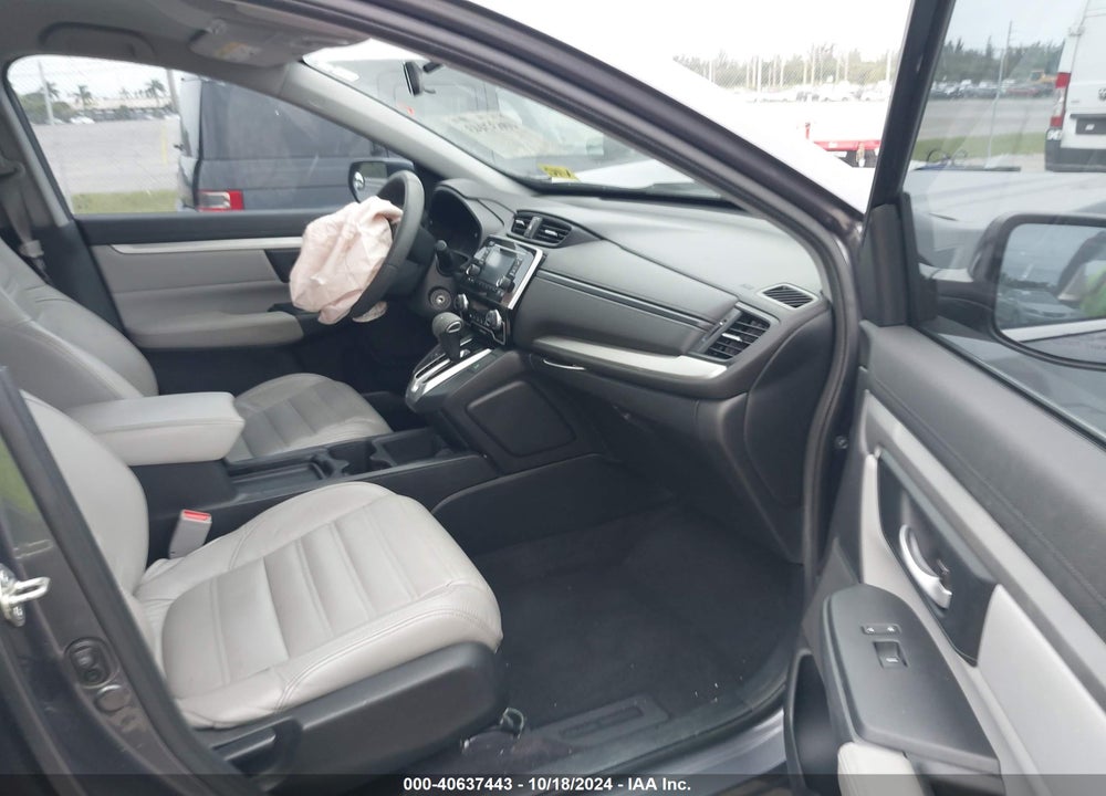 2017 HONDA CR-V LX VIN: 5J6RW5H39HL005400