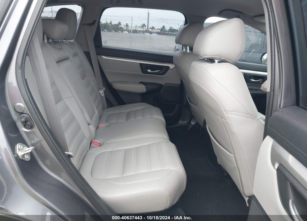 2017 HONDA CR-V LX VIN: 5J6RW5H39HL005400