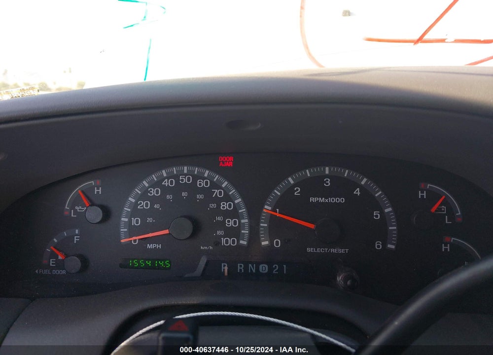 2002 FORD EXPEDITION XLT VIN: 1FMRU15L12LA51928