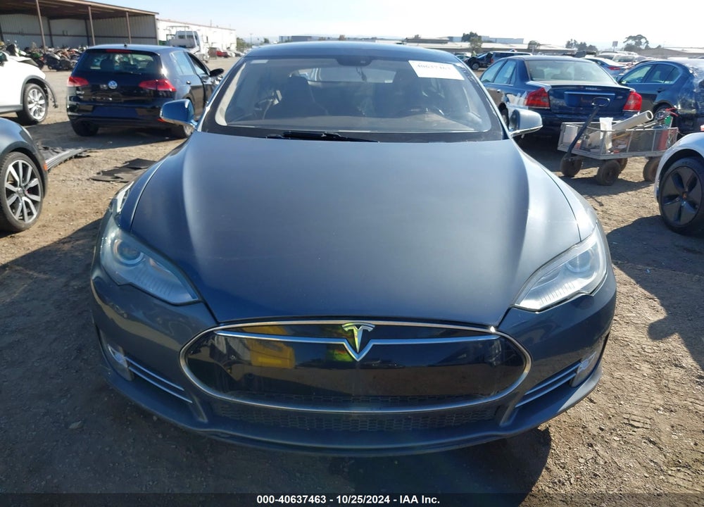 2014 TESLA MODEL S P85 VIN: 5YJSA1H11EFP50055