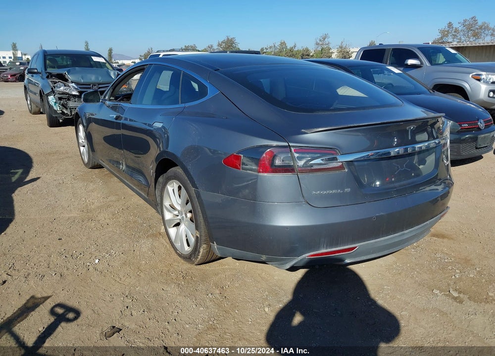 2014 TESLA MODEL S P85 VIN: 5YJSA1H11EFP50055