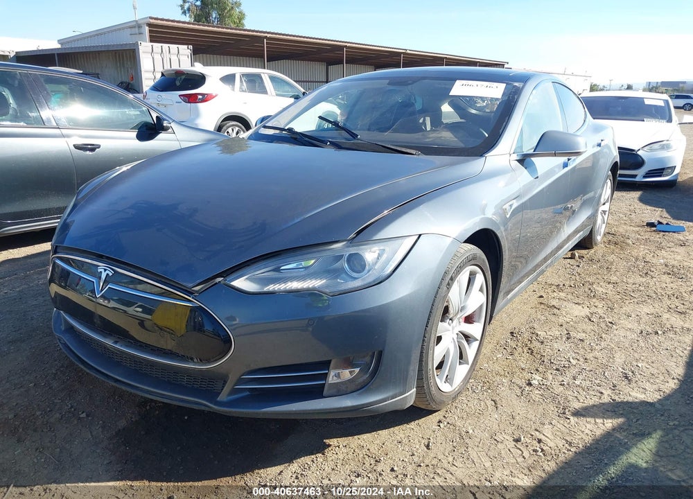 2014 TESLA MODEL S P85 VIN: 5YJSA1H11EFP50055