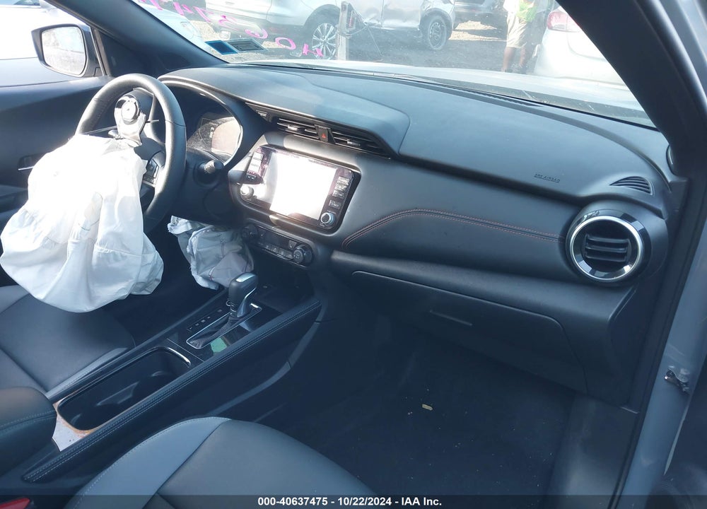 2024 NISSAN KICKS SR XTRONIC CVT VIN: 3N1CP5DV0RL484458
