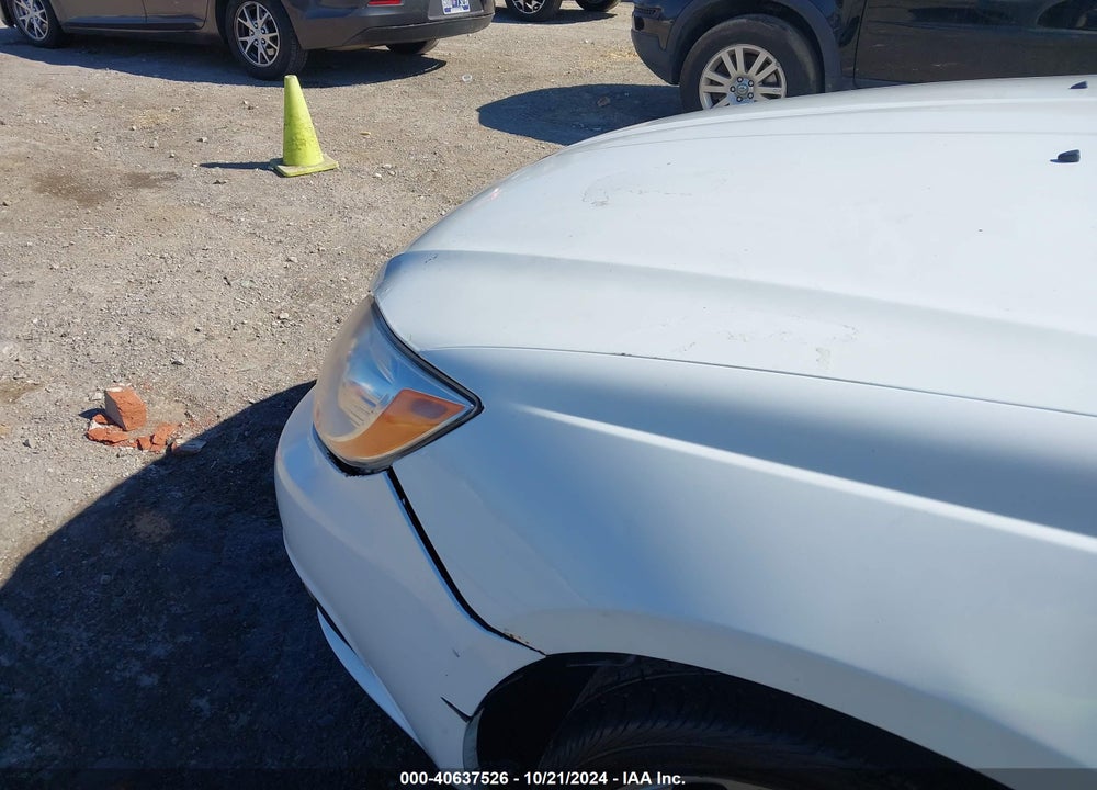 2013 CHRYSLER 200 LX VIN: 1C3CCBAB8DN641250