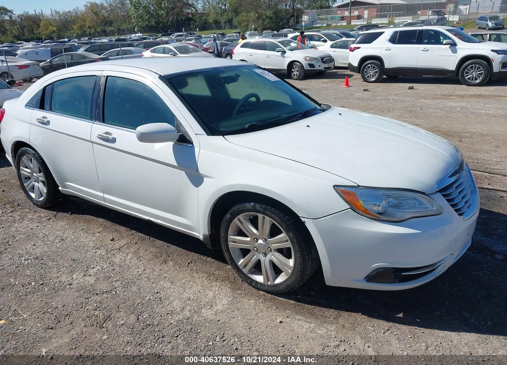 2013 CHRYSLER 200 LX VIN: 1C3CCBAB8DN641250