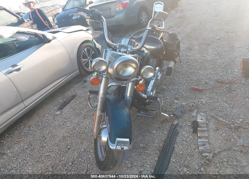 2002 HARLEY-DAVIDSON FLSTC VIN: 1HD1BJY132Y039329