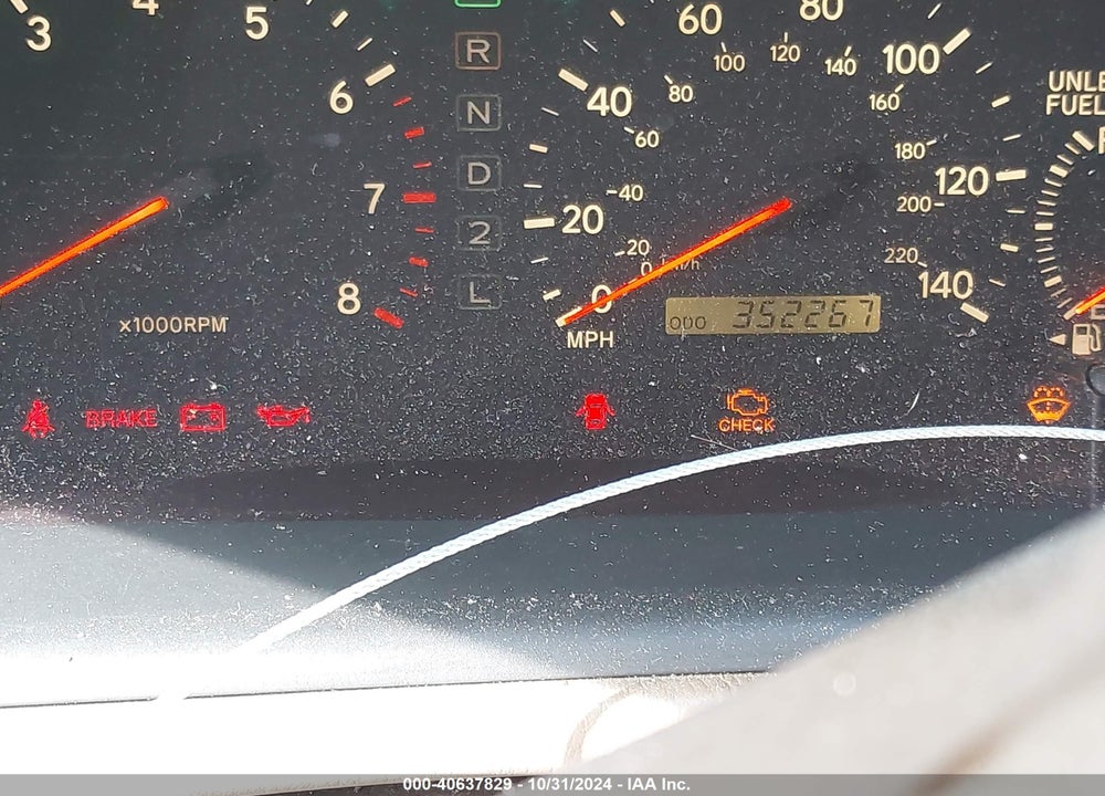 2001 LEXUS ES 300 VIN: JT8BF28G215106988