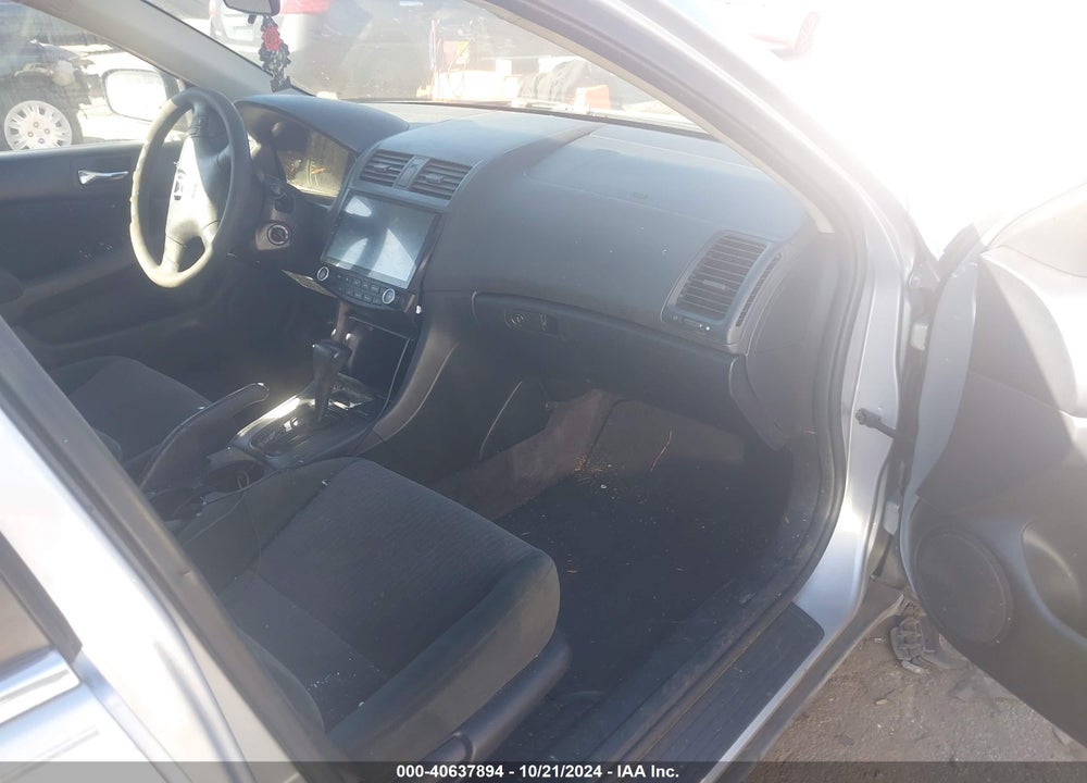 2005 HONDA ACCORD 2.4 LX VIN: 1HGCM56465A157348