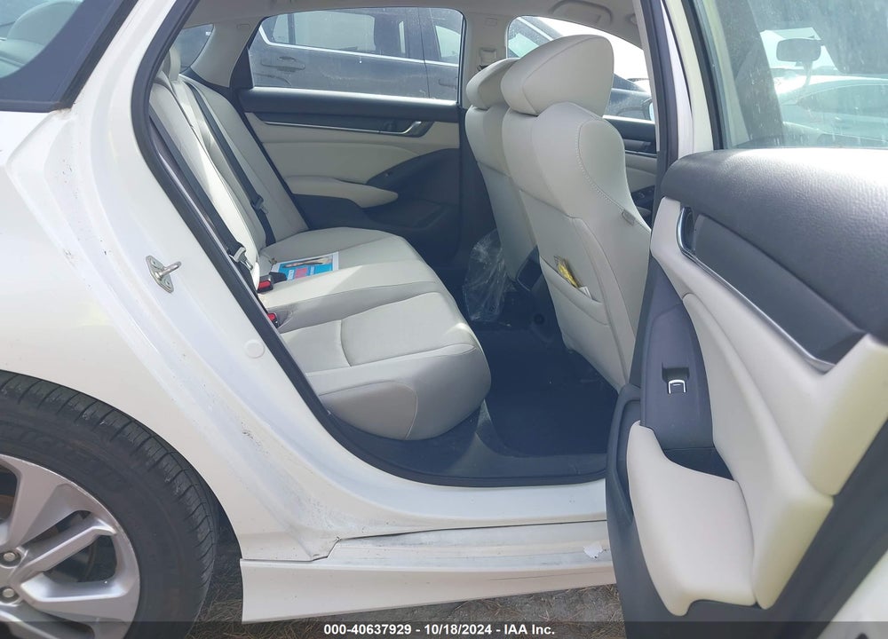 2018 HONDA ACCORD LX VIN: 1HGCV1F18JA208208