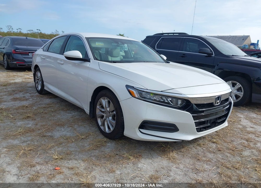 2018 HONDA ACCORD LX VIN: 1HGCV1F18JA208208