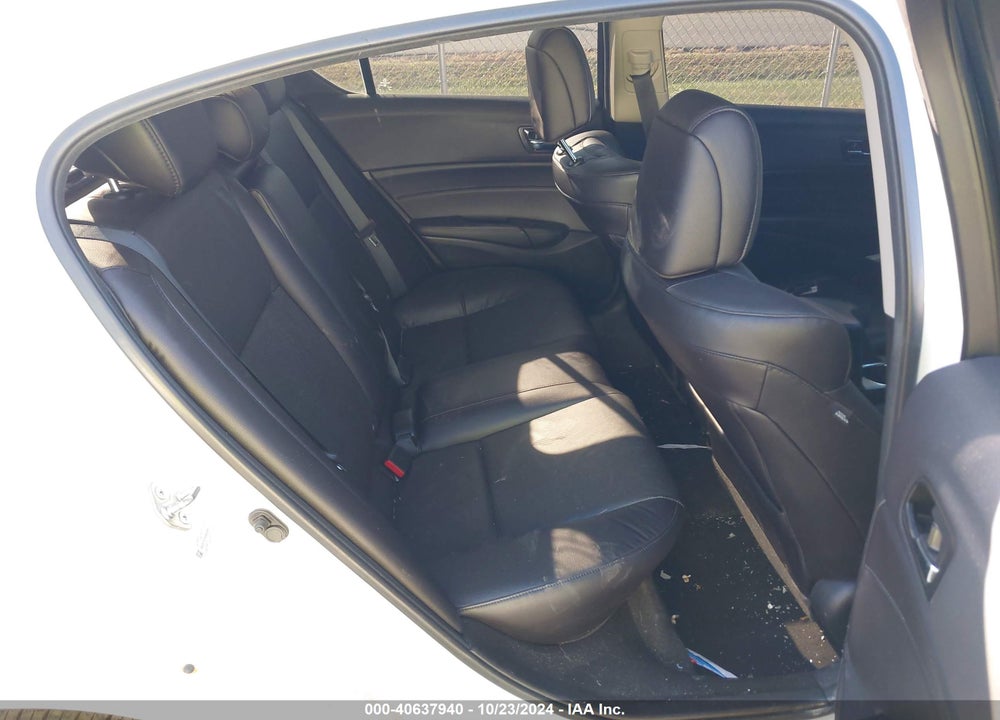 2014 ACURA ILX 2.0L VIN: 19VDE1F37EE003088