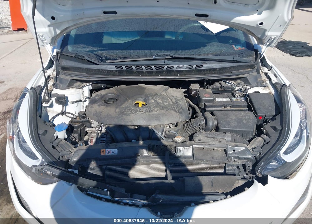 2015 HYUNDAI ELANTRA SE VIN: 5NPDH4AE6FH608208