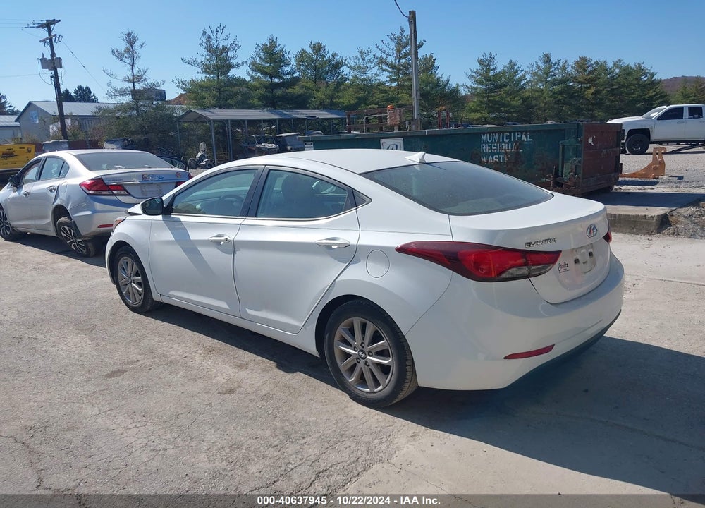 2015 HYUNDAI ELANTRA SE VIN: 5NPDH4AE6FH608208