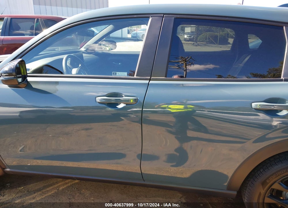 2024 HONDA HR-V VIN: 3CZRZ2H55RM731830