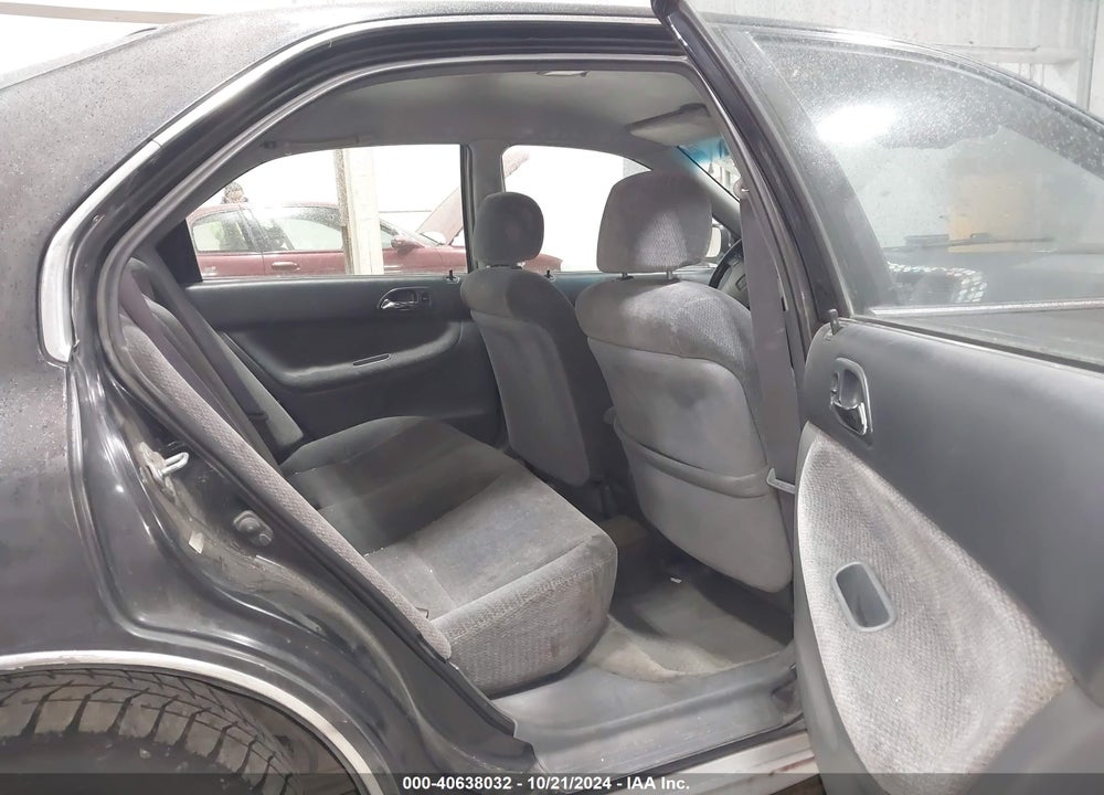 1997 HONDA ACCORD LX VIN: 1HGCD5639VA008584