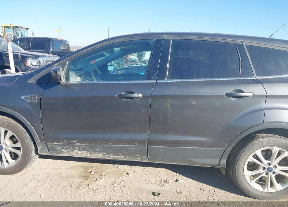 2017 FORD ESCAPE SE VIN: 1FMCU0GD1HUA49959