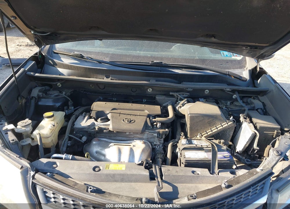 2015 TOYOTA RAV4 XLE VIN: 2T3RFREV1FW354337
